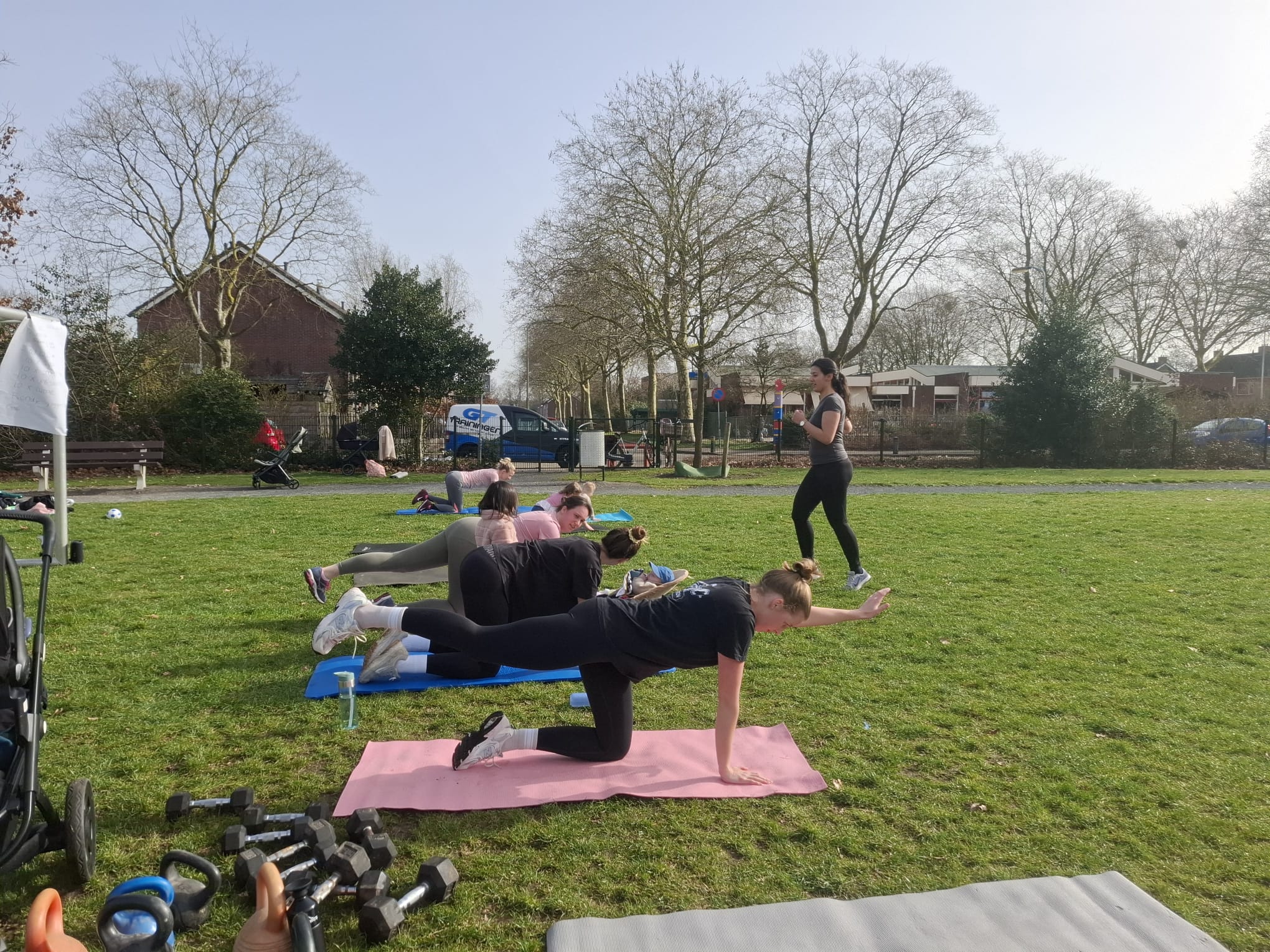 Mama Bootcamp, moeders sporten samen buiten